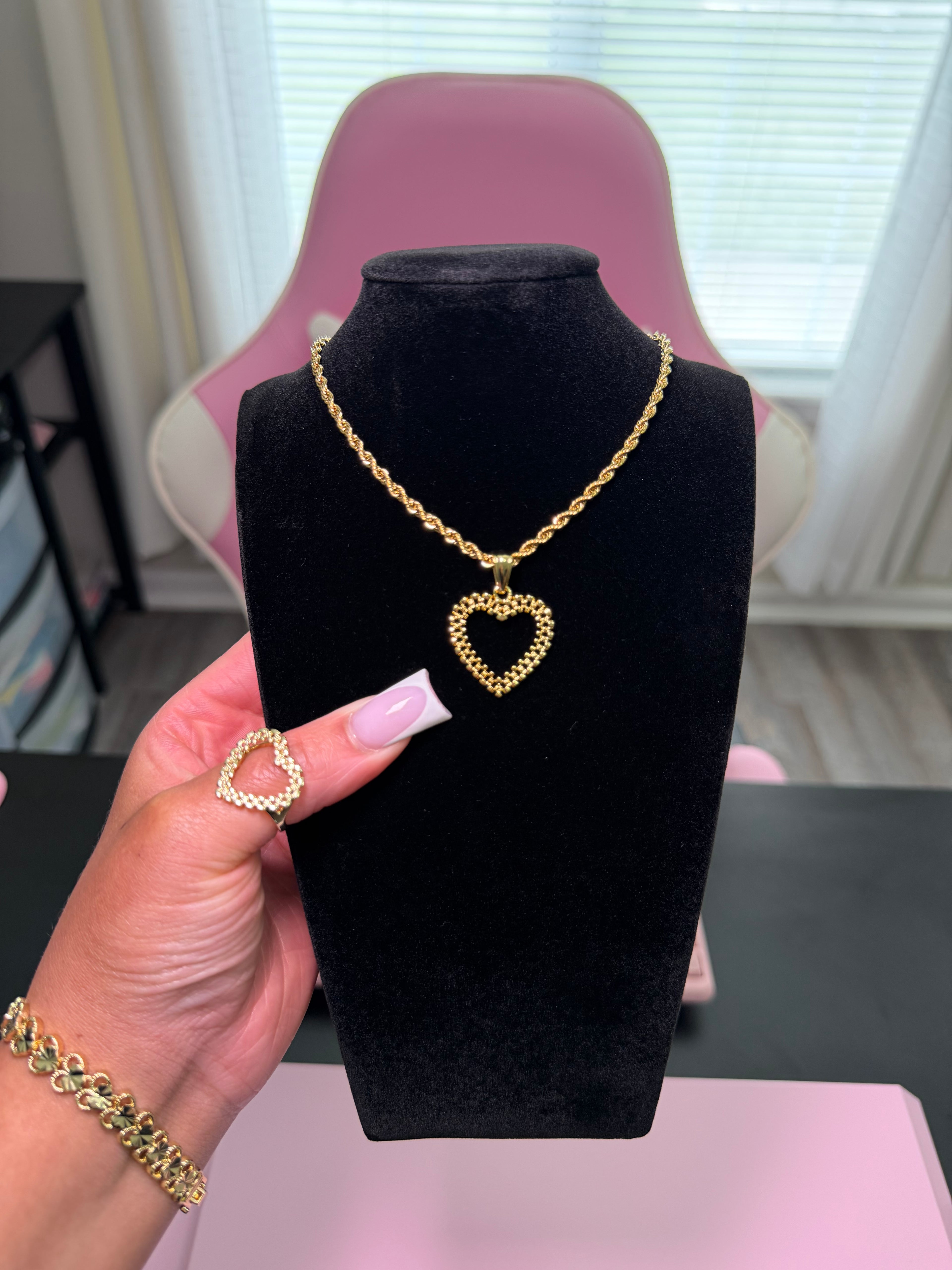 Timepiece Heart Neckelace