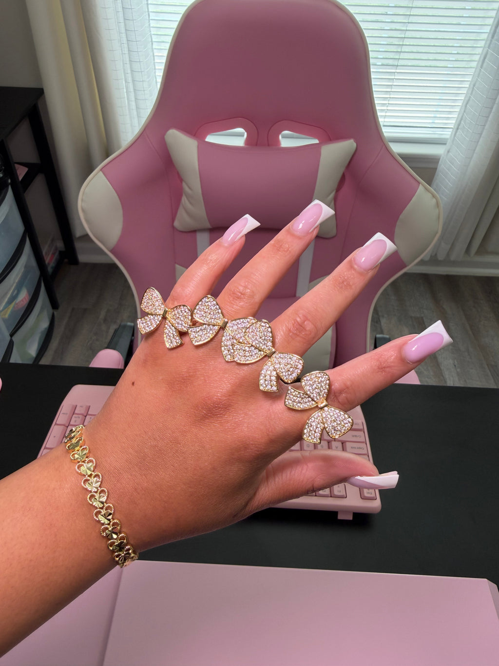 Bow Ring
